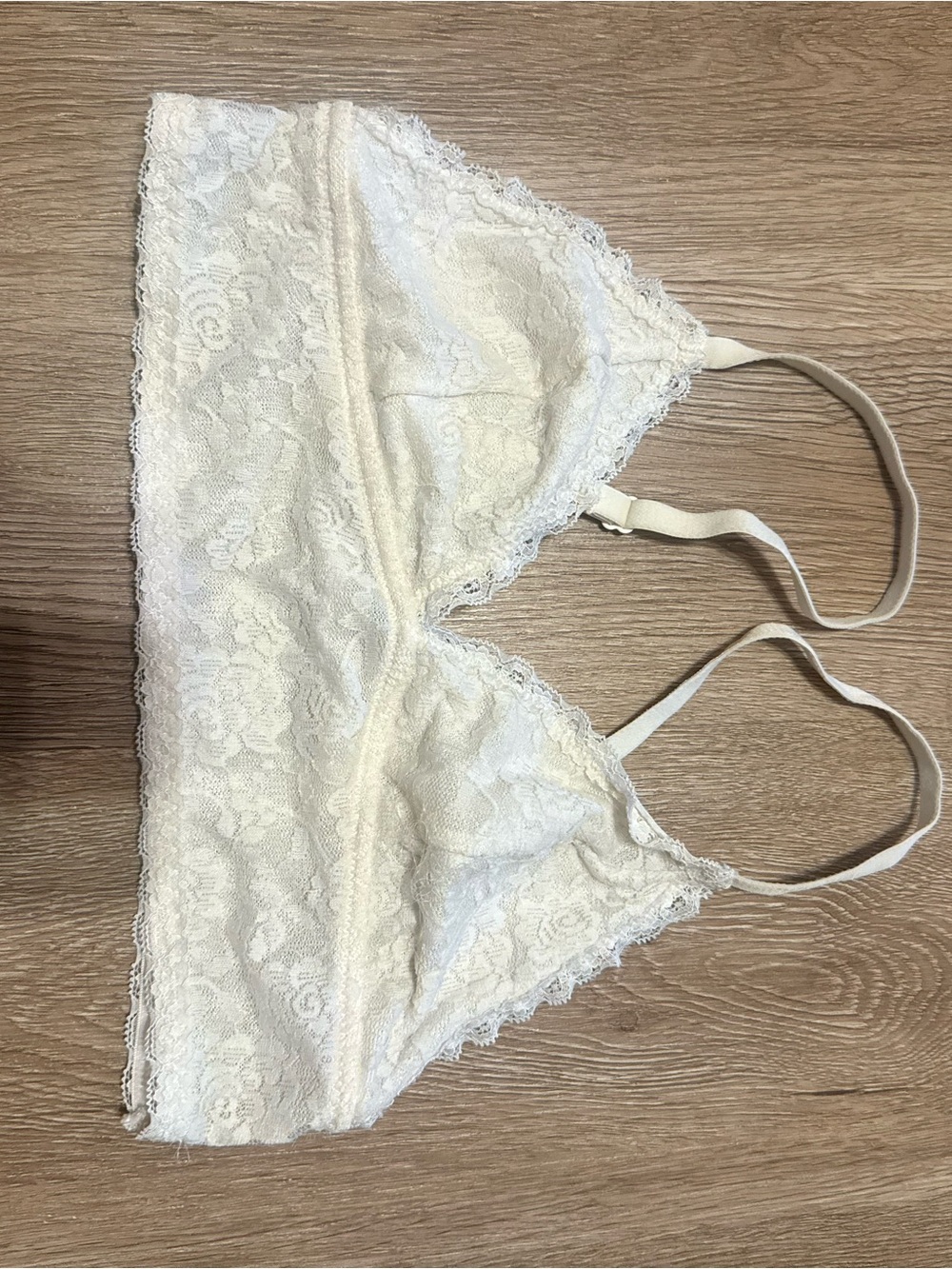 Forever 21 Ivory Lace Bandeau Bralette